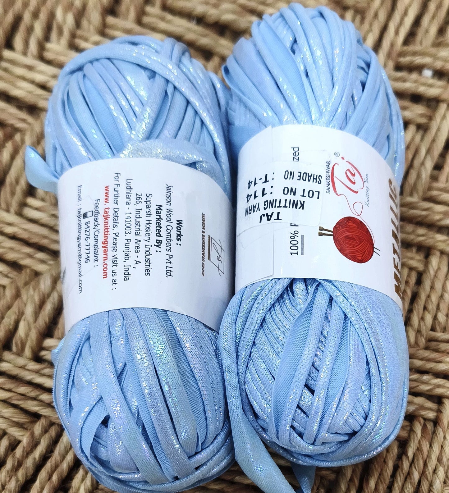 Metallic t shirt yarn