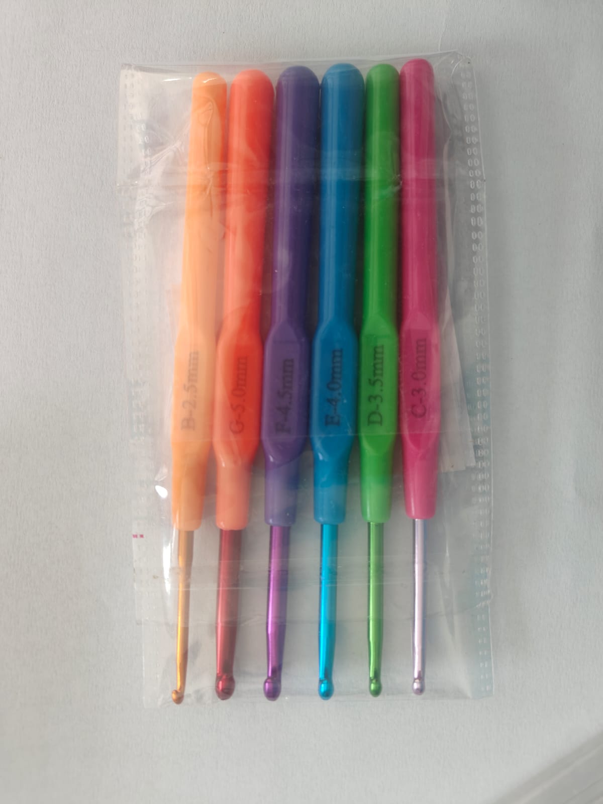 Tulip crochet hook set 2.5mm - 5mm