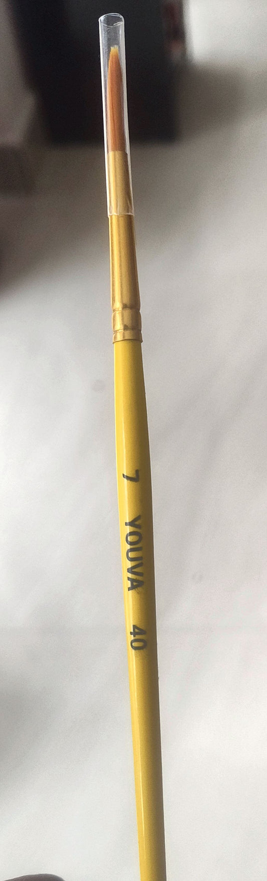 youva brush round size 7